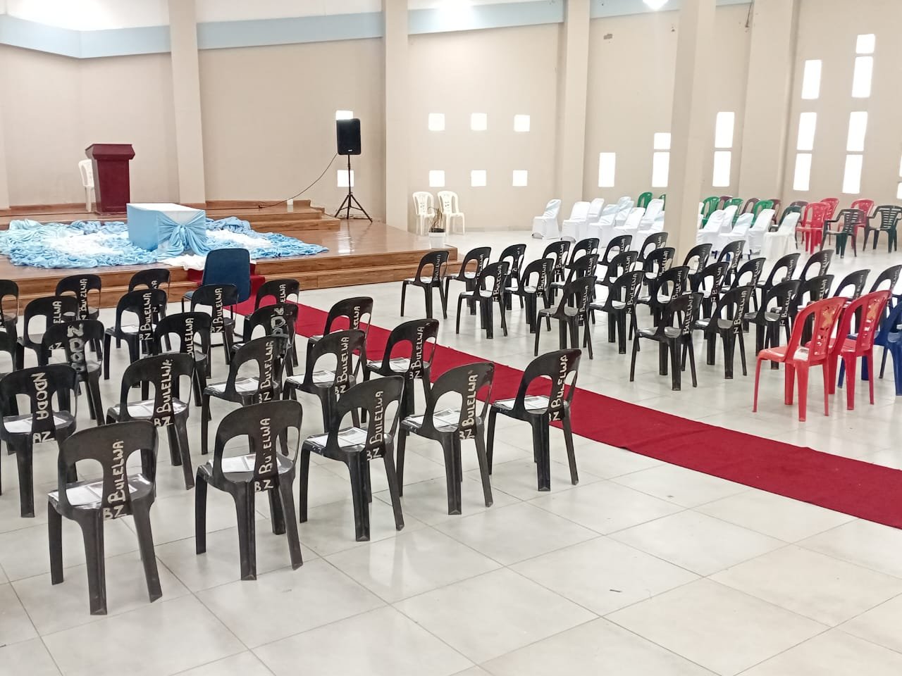 Complete Décor & Setup