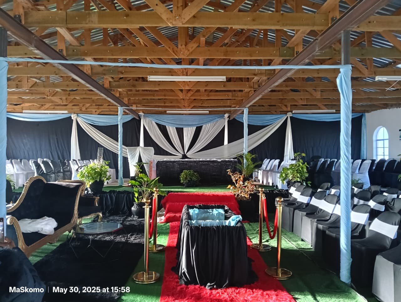 Elegant Hall Decorations